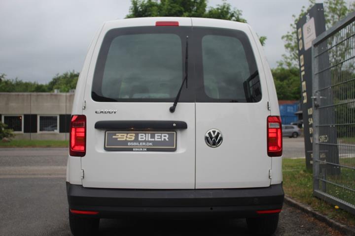 Hvid VW Caddy fra 2018