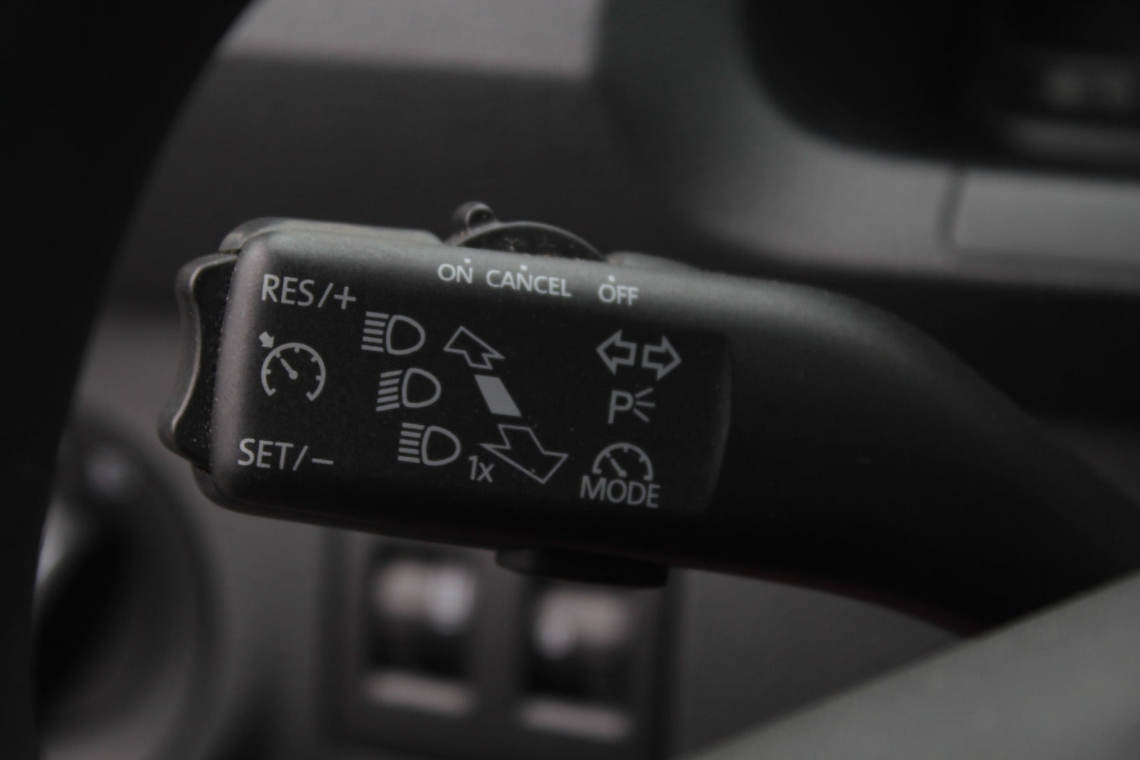 Hvid VW Caddy fra 2018