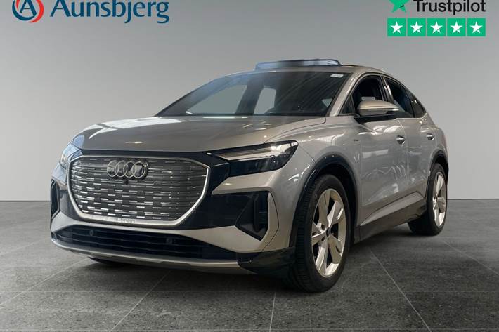 Sølv Audi Q4 e-tron fra 2022