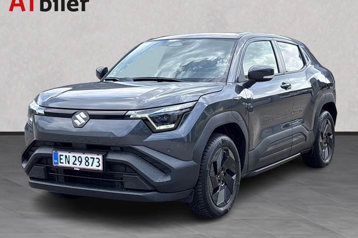 Grå Suzuki eVitara fra 2025