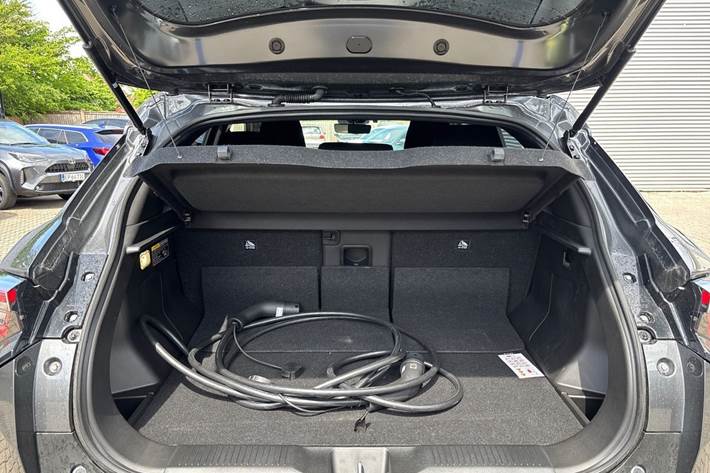 Grå Suzuki eVitara fra 2025