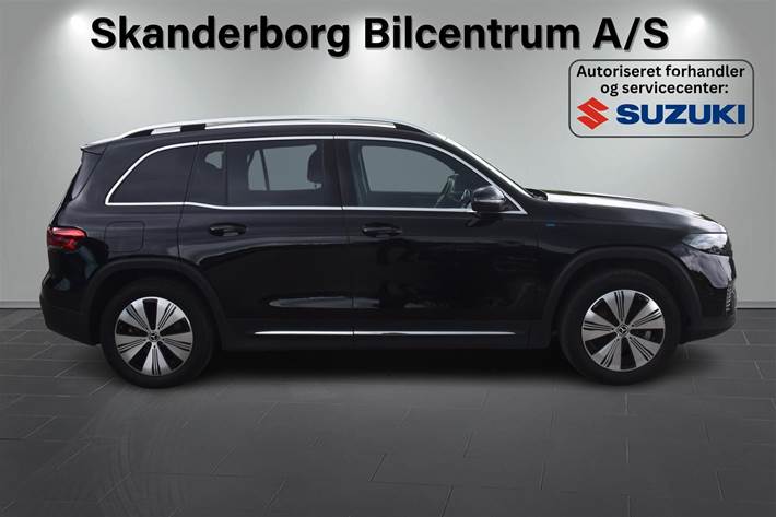 Sort Mercedes EQB 300 fra 2022