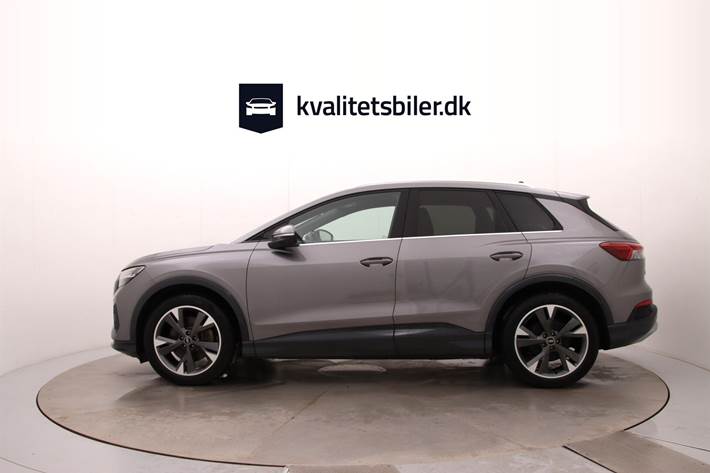 Grå Audi Q4 fra 2023