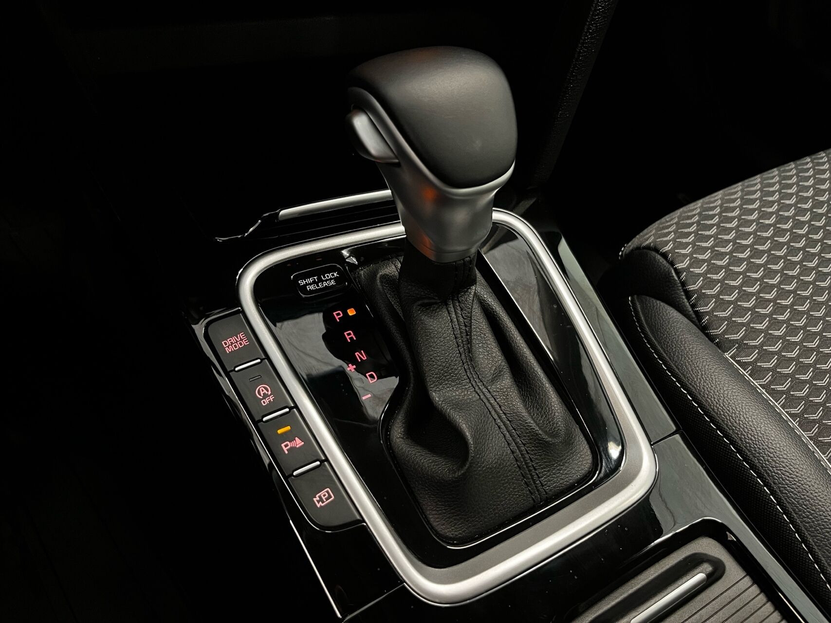 Hvid Kia XCeed fra 2022