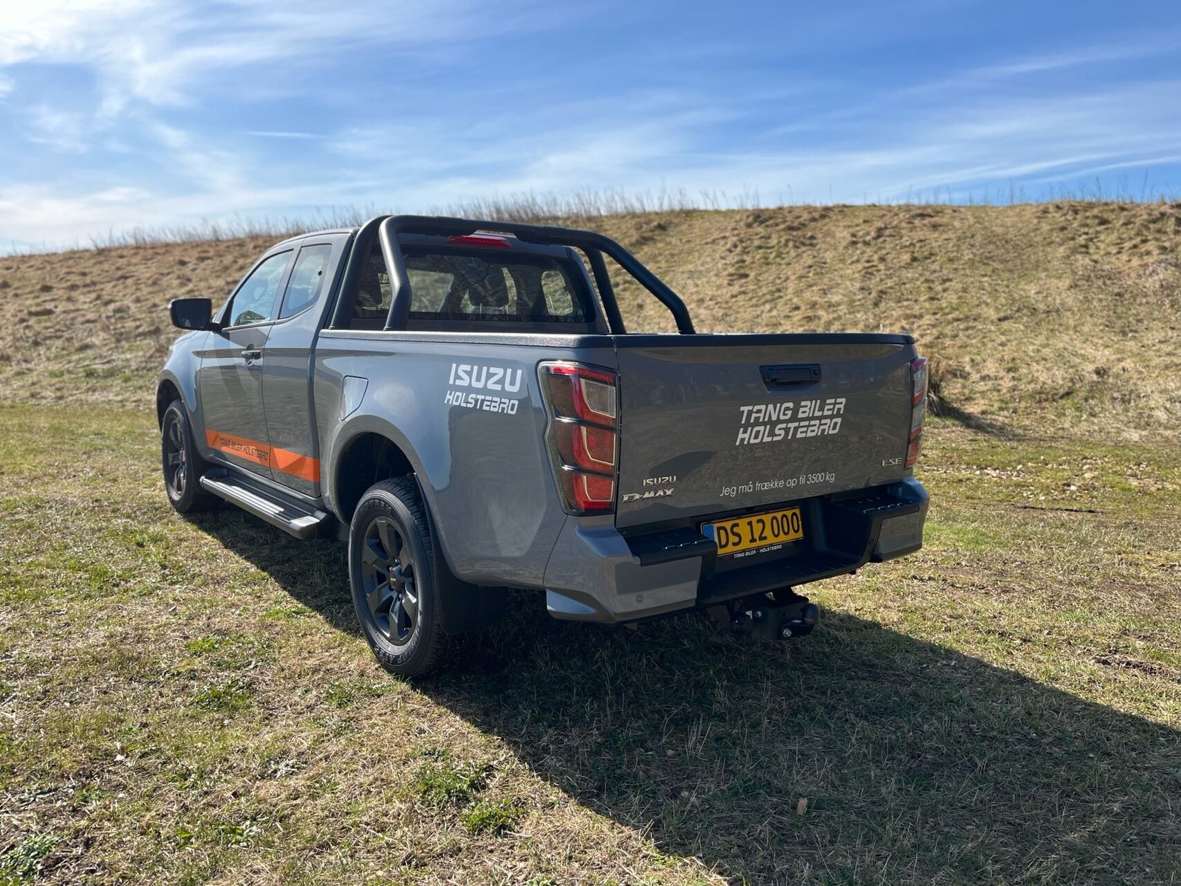 Grå Isuzu D-Max fra 2026