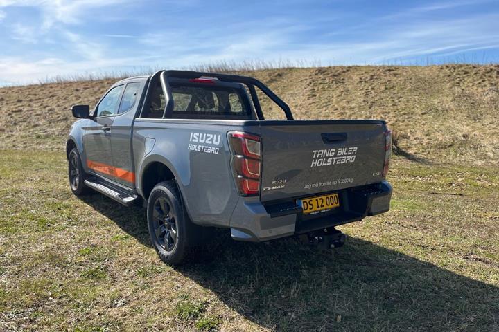 Grå Isuzu D-Max fra 2026