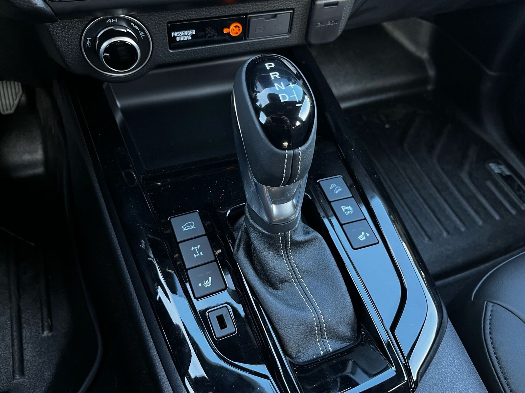 Grå Isuzu D-Max fra 2026