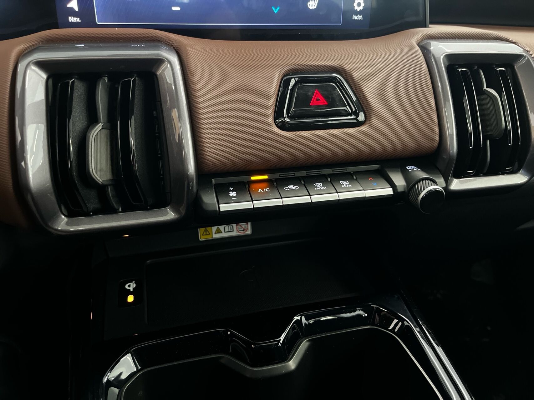 Grøn Suzuki eVitara fra 2025