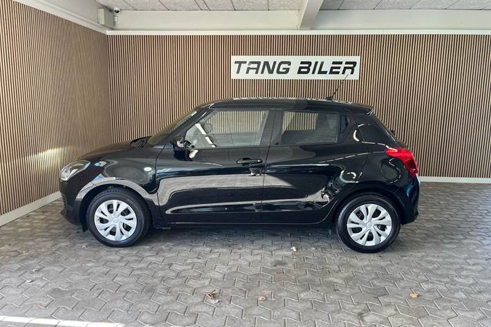 Sort Suzuki Swift fra 2024