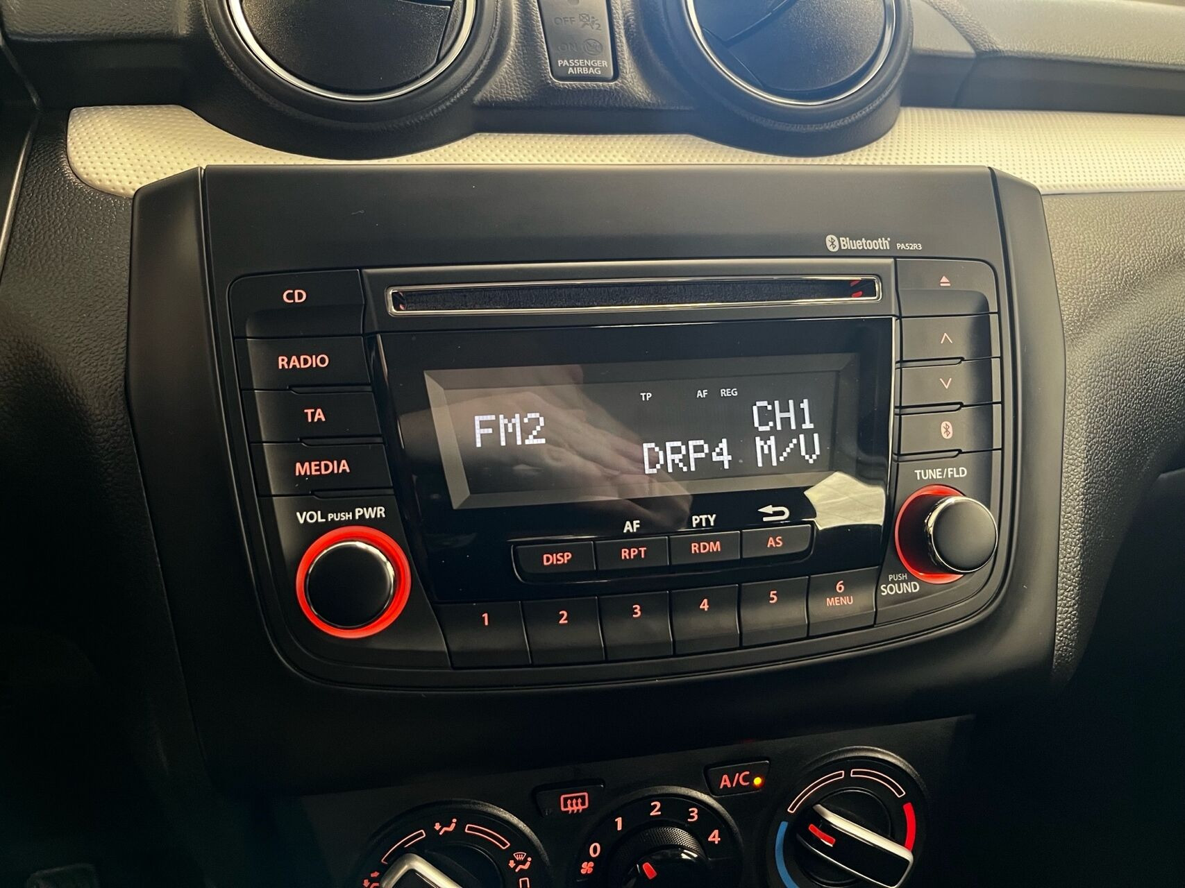 Sort Suzuki Swift fra 2024