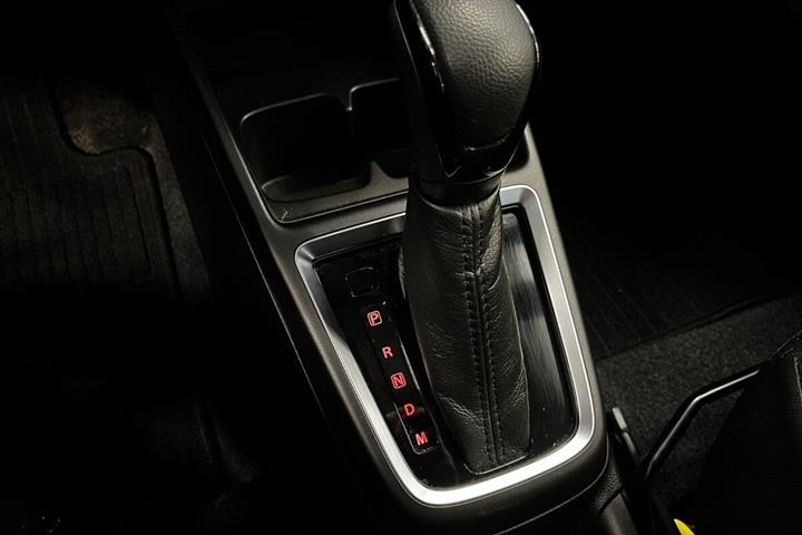 Sølv Suzuki Swift fra 2023