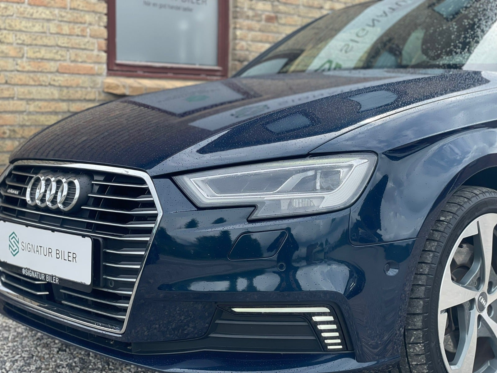 Blå Audi A3 fra 2018