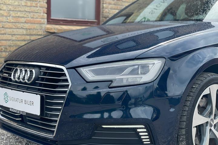Blå Audi A3 fra 2018