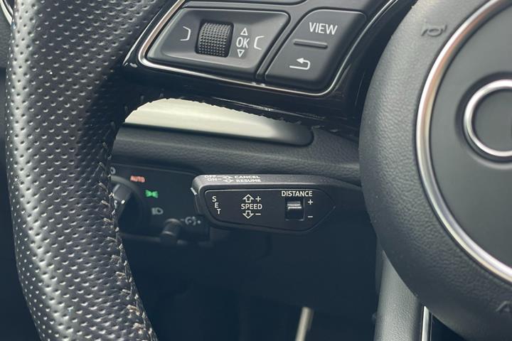 Blå Audi A3 fra 2018