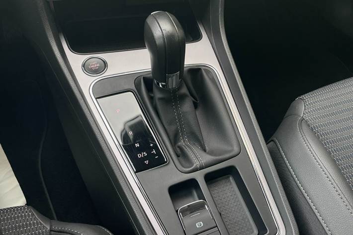 Sølv Seat Leon fra 2019