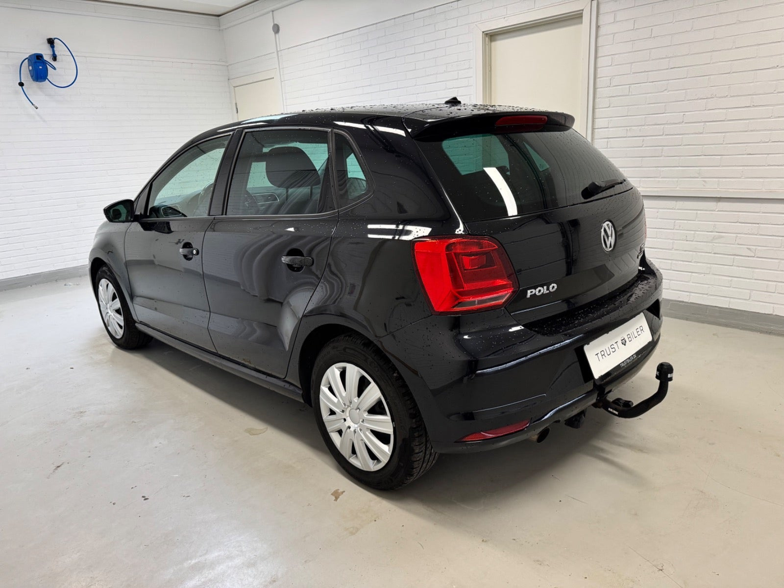 Sort VW Polo fra 2016