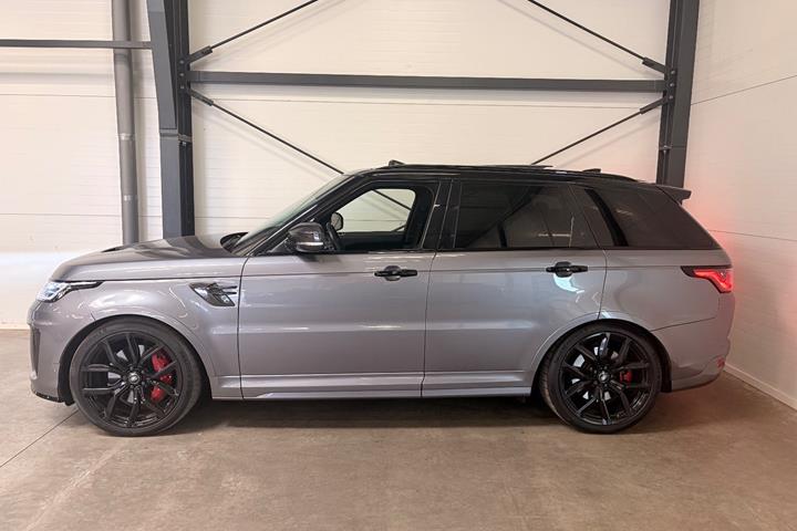 Grå Land Rover Range Rover sport fra 2020