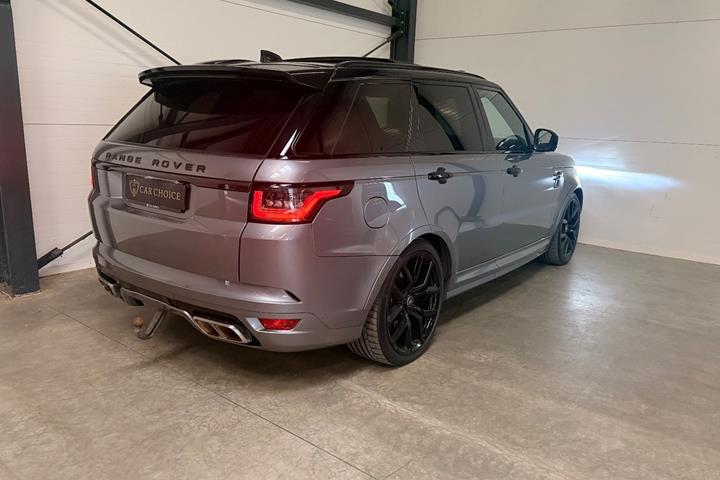 Grå Land Rover Range Rover sport fra 2020