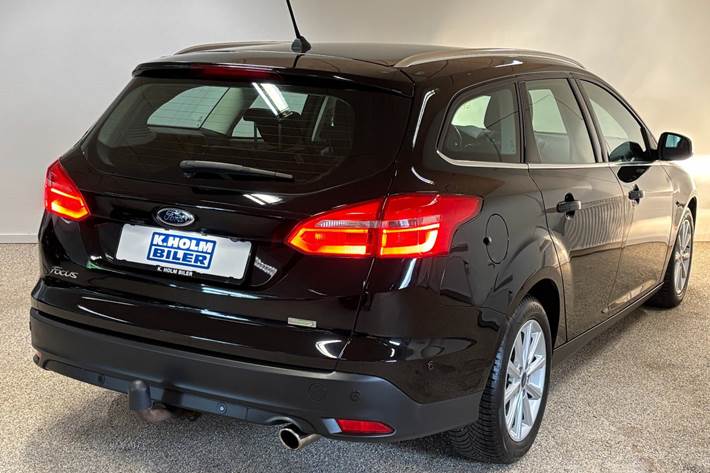 Sort Ford Focus fra 2017