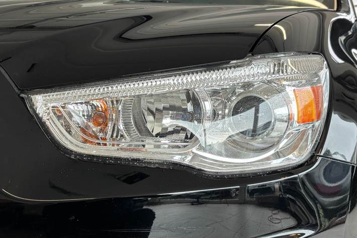 Sort Mitsubishi ASX fra 2015