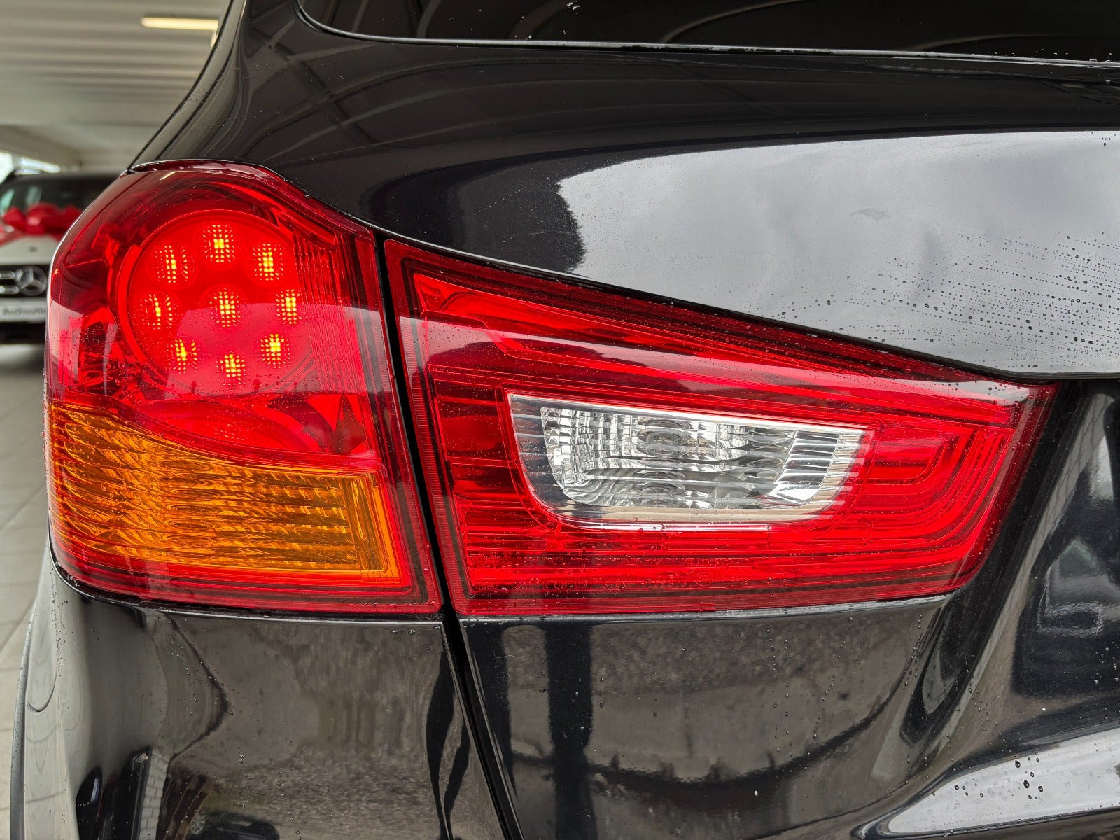 Sort Mitsubishi ASX fra 2015