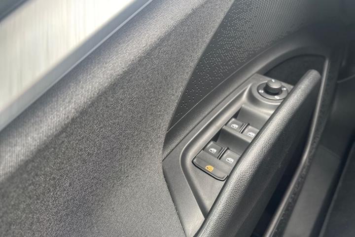 Sort Skoda Enyaq fra 2024