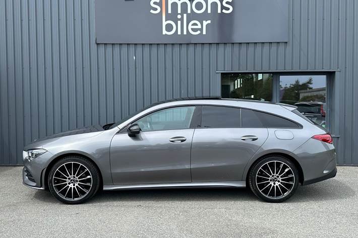 Grå Mercedes CLA250 e fra 2020