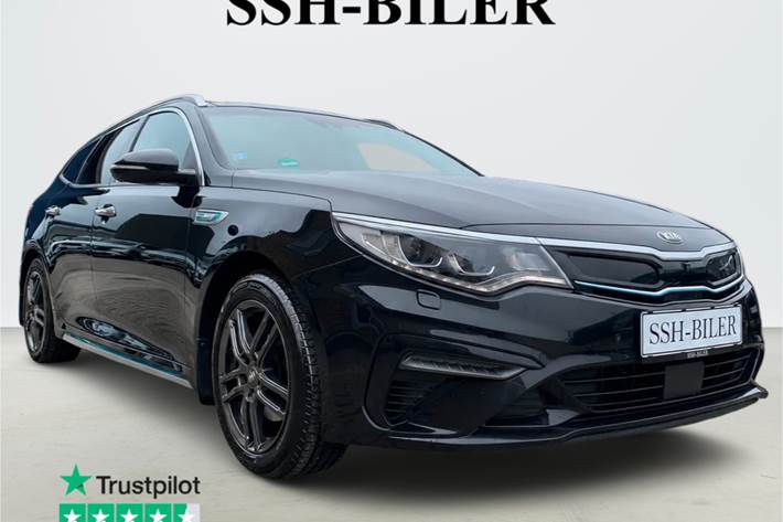 Sort Kia Optima fra 2020 set udefra