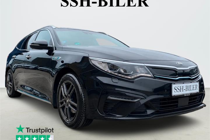 Sort Kia Optima fra 2020 set udefra