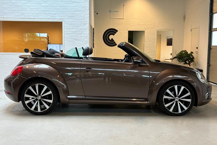 Brun VW The Beetle fra 2015