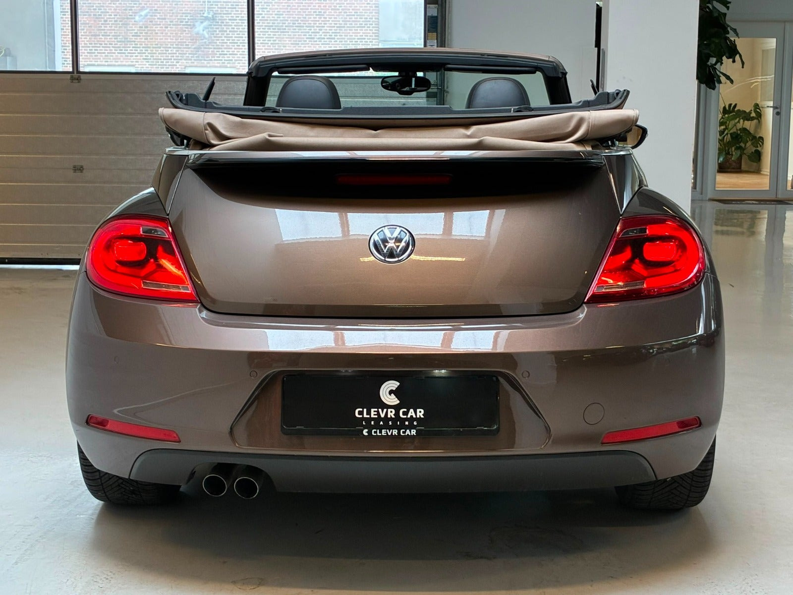 Brun VW The Beetle fra 2015