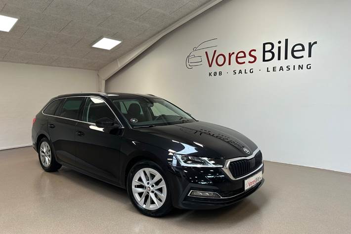 Sort Skoda Octavia fra 2022