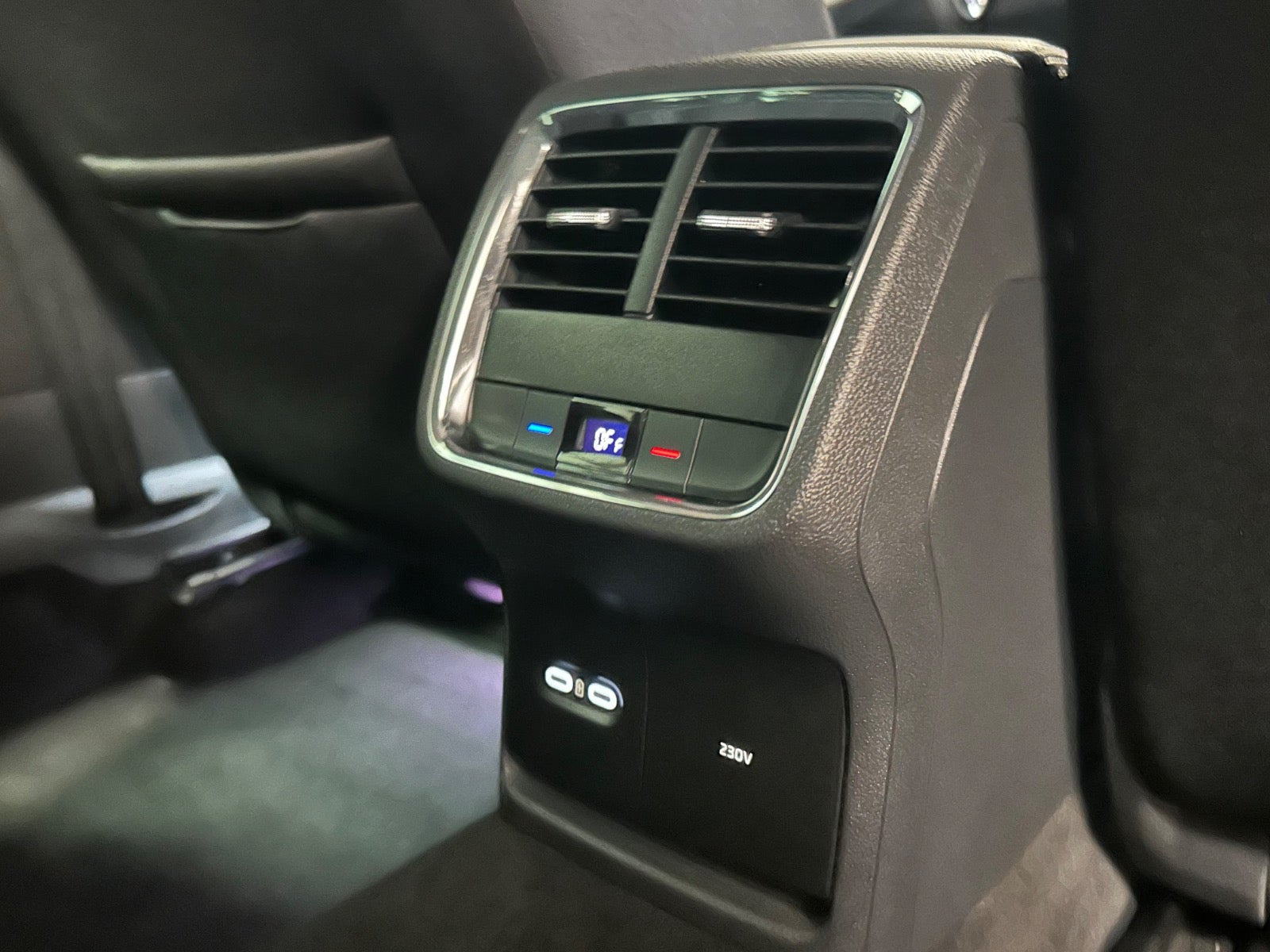 Sort Skoda Octavia fra 2022