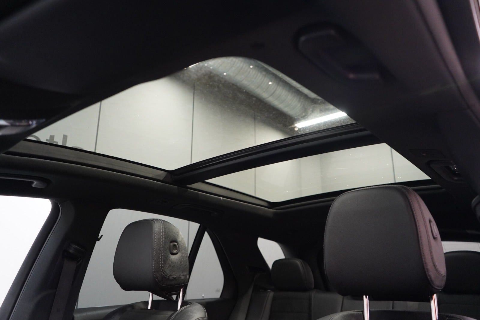 Sort Mercedes GLE350 de fra 2020