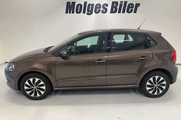 Brun VW Polo fra 2013