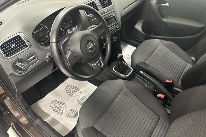 Brun VW Polo fra 2013