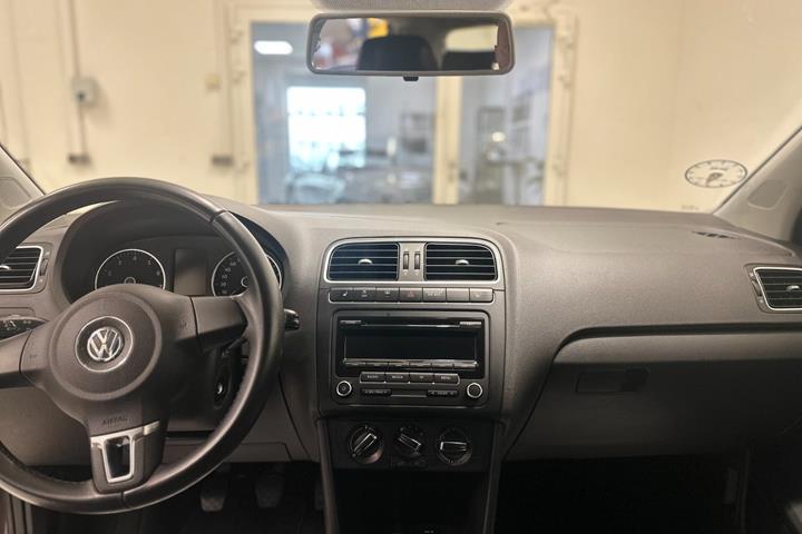 Brun VW Polo fra 2013