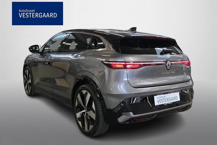 Grå Renault Megane E-Tech fra 2022