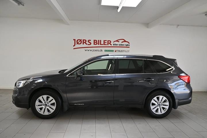 Grå Subaru Outback fra 2017