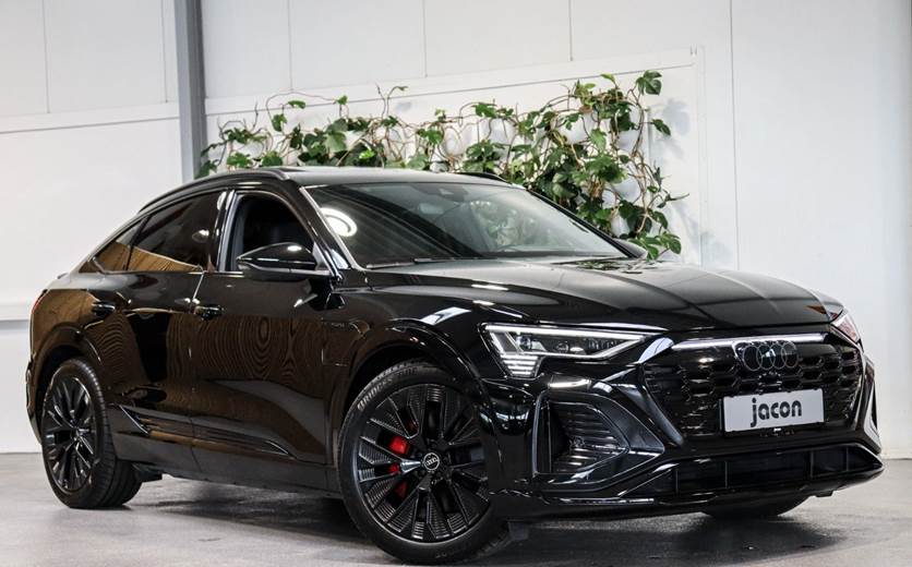Audi Q8 e-tron 55 S-line Sportback quattro