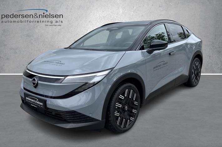 Sort Nissan Leaf fra 2026