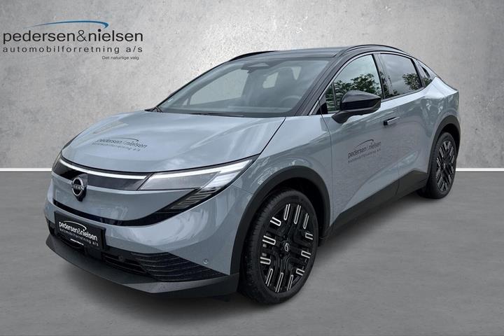 Sort Nissan Leaf fra 2026 set udefra