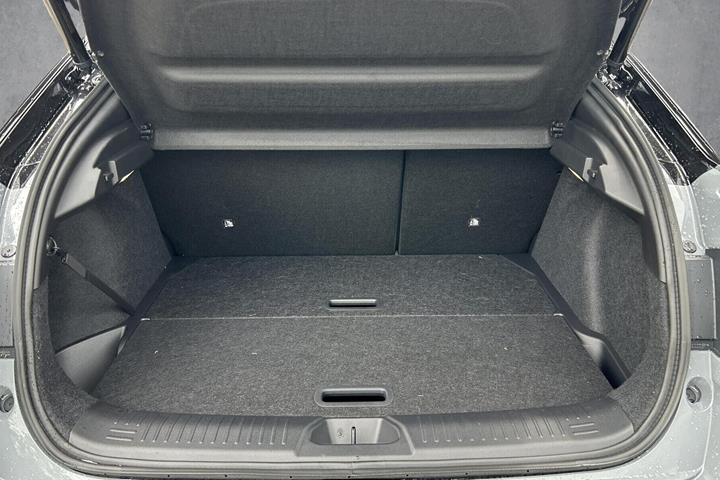 Sort Nissan Leaf fra 2026