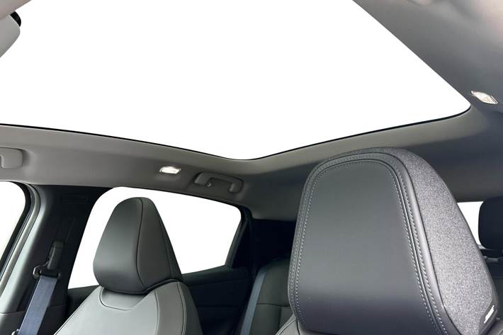 Sort Nissan Leaf fra 2026