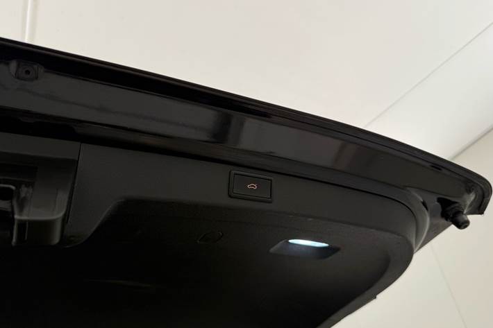 Sort Skoda Enyaq fra 2023