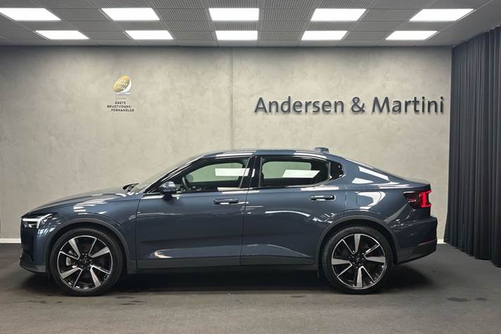 Sort Polestar 2 fra 2023