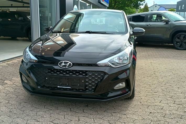 Sort Hyundai i20 fra 2018