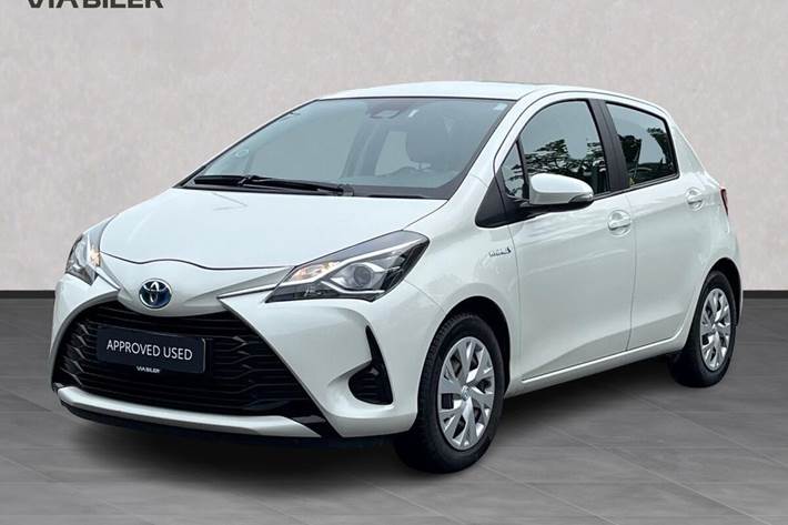 Hvid Toyota Yaris fra 2017
