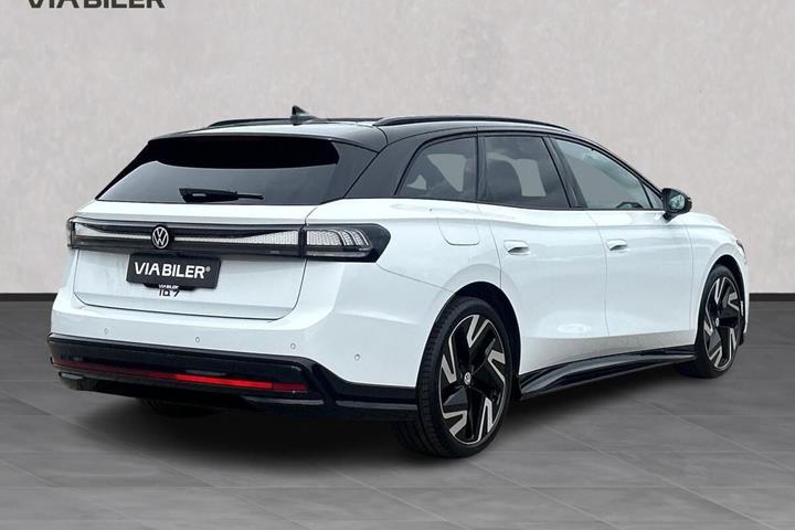 Hvid VW ID.7 fra 2026