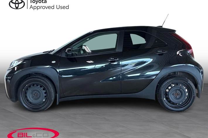 Sort Toyota Aygo X fra 2022